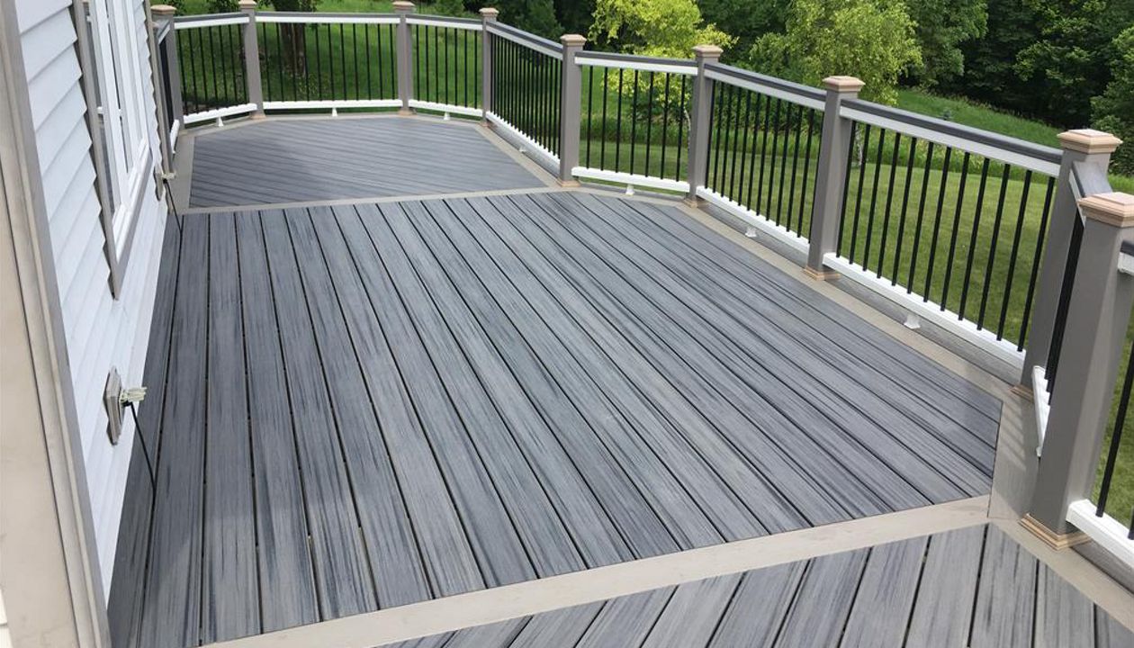 Island Mist and Rope Swing Transcend Decking