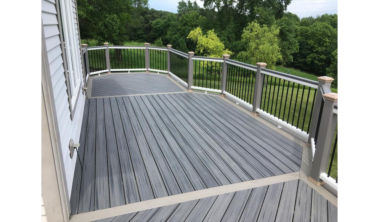 Island Mist and Rope Swing Transcend Decking