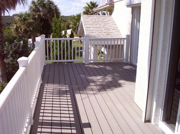 Trex deck and railing