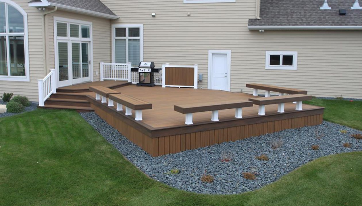 Tiki Torch with Spiced Rum Border, Fascia, and Risers