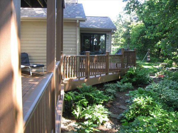 Trex Designer Railing - Saddle