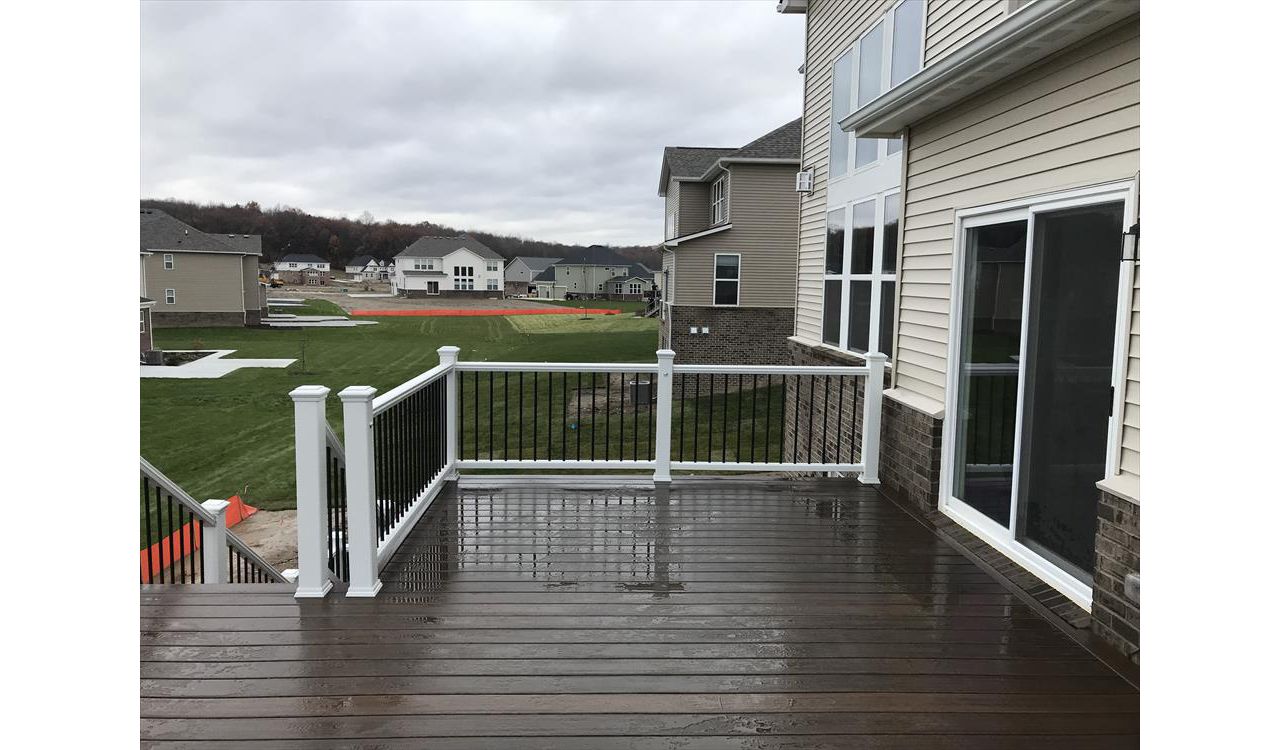 Trex Transcend Spiced Rum Deck Boards, Trex Transcent Crown Style Rail W/ Trex Transcend Black Aluminum Balusters, Lake Orion, MI