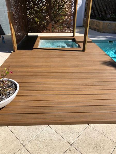 Havana Gold around a spa at Aqua Technics