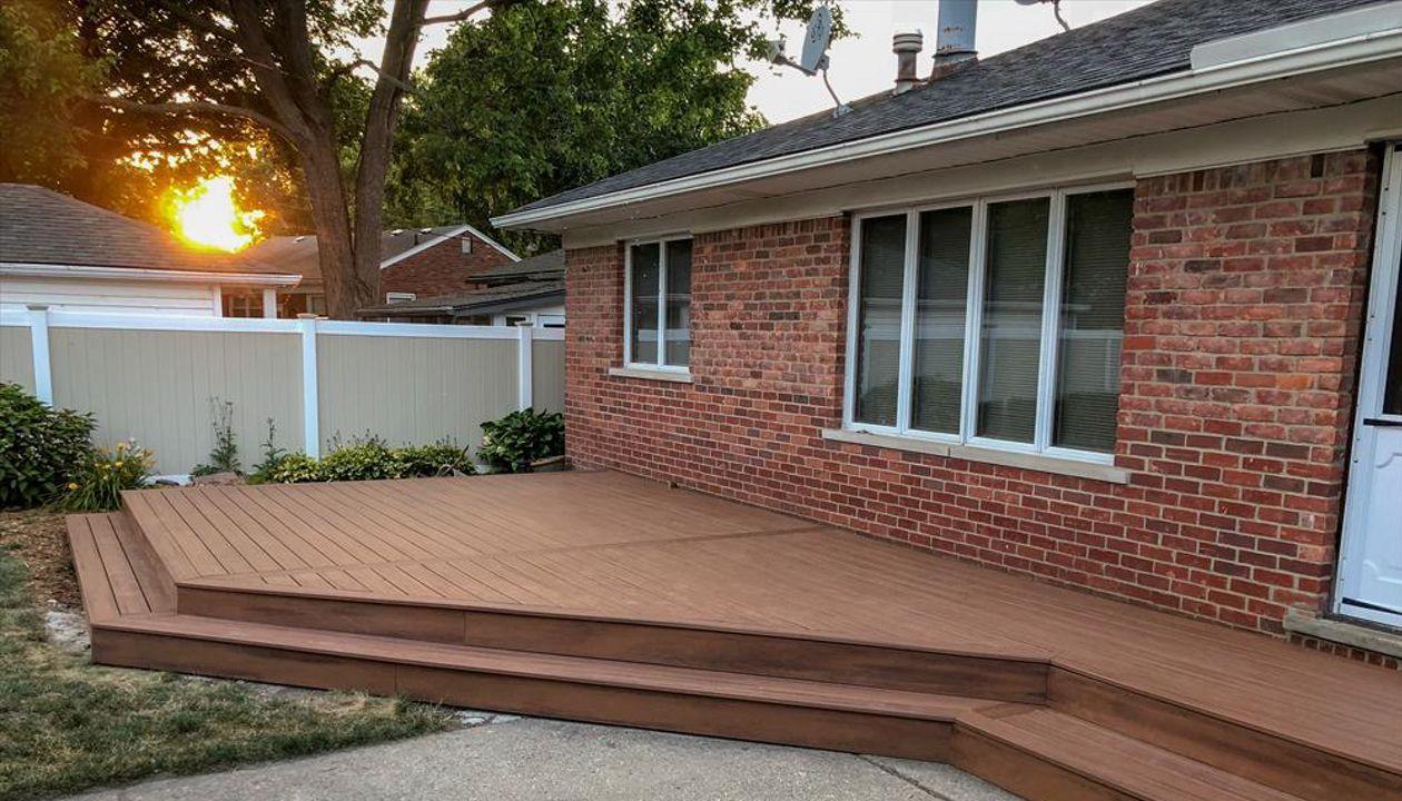 Tiki Torch Decking - St Clair Shores, MI