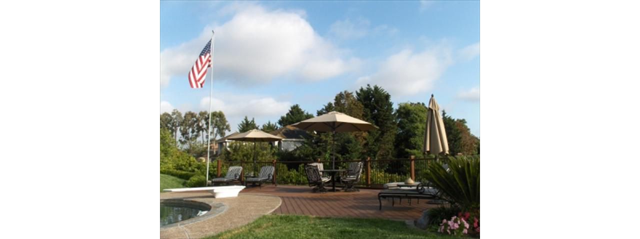 Trex Treehouse decking and railing, Encinitas, CA