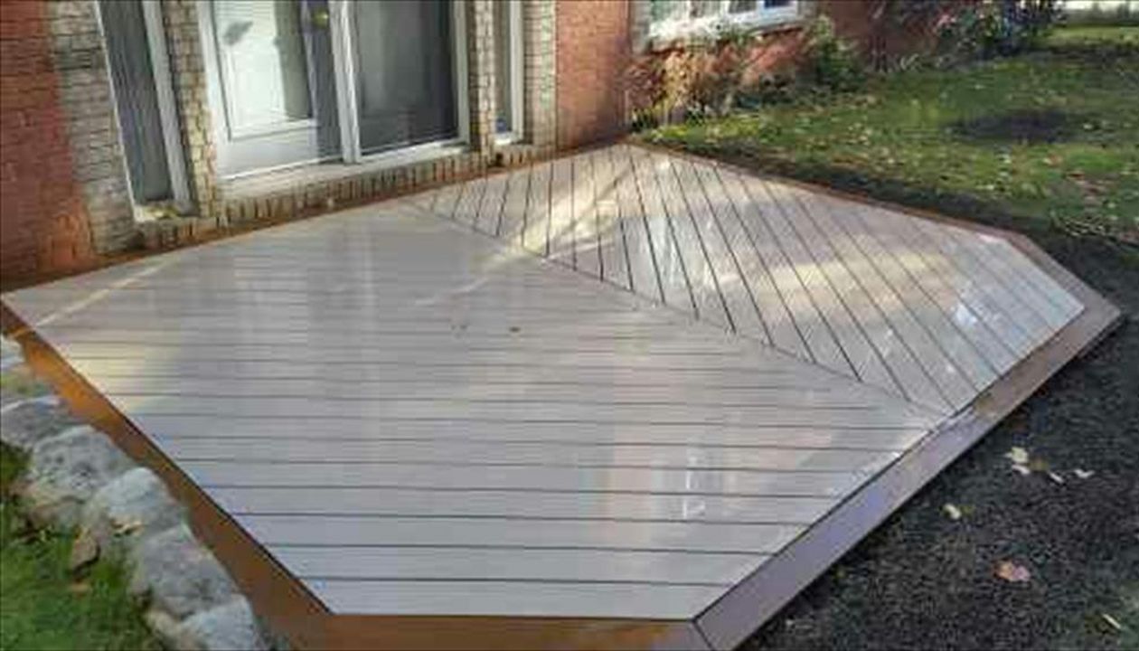 Trex Transcend Tree House Rope Swing Brown Composite Decking Ottawa, Manotick, Carleton Place, Ontario