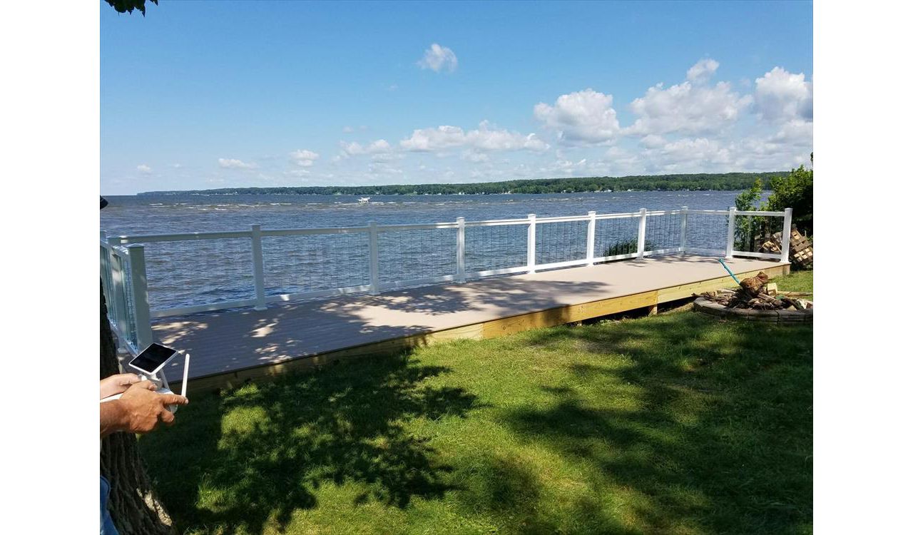 Rope swing with glass railing