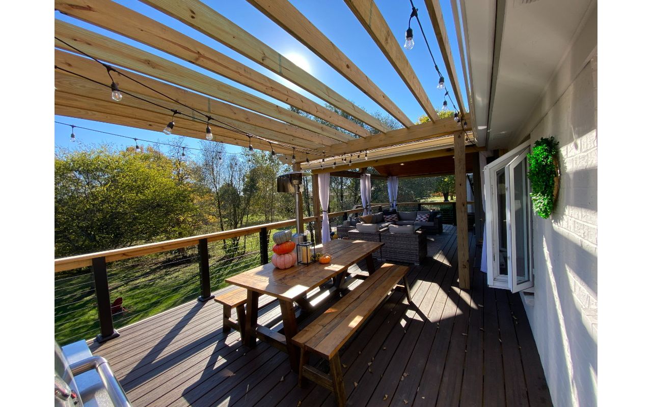 2nd story Trex deck - Pergola space