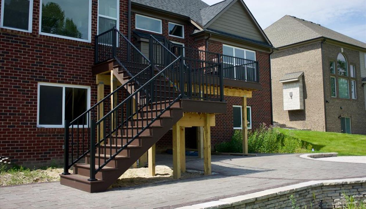 Custom Trex composite deck