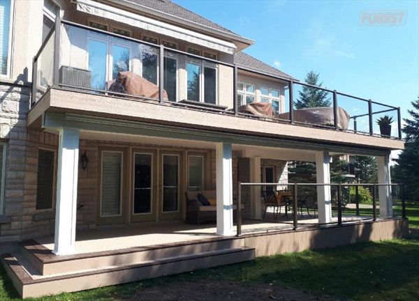 Beautiful and impressive deck made with TREX, built in:  Aurora, King City, Oak Ridges, Richmond Hill, Newmarket, Toronto, Mississauga, Mount Albert, Vaughan, Bradford