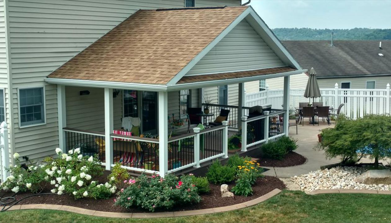 Covered Deck with Universal Railings