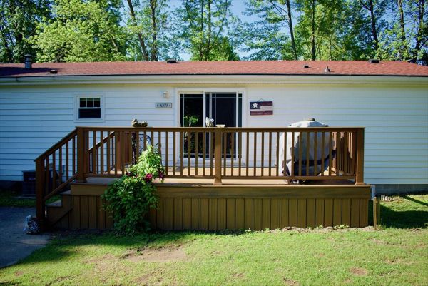 Composite Trex deck and railing.