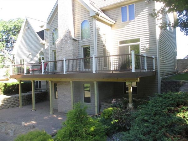 Spiced Rum Deck Vintage Lantern Railing