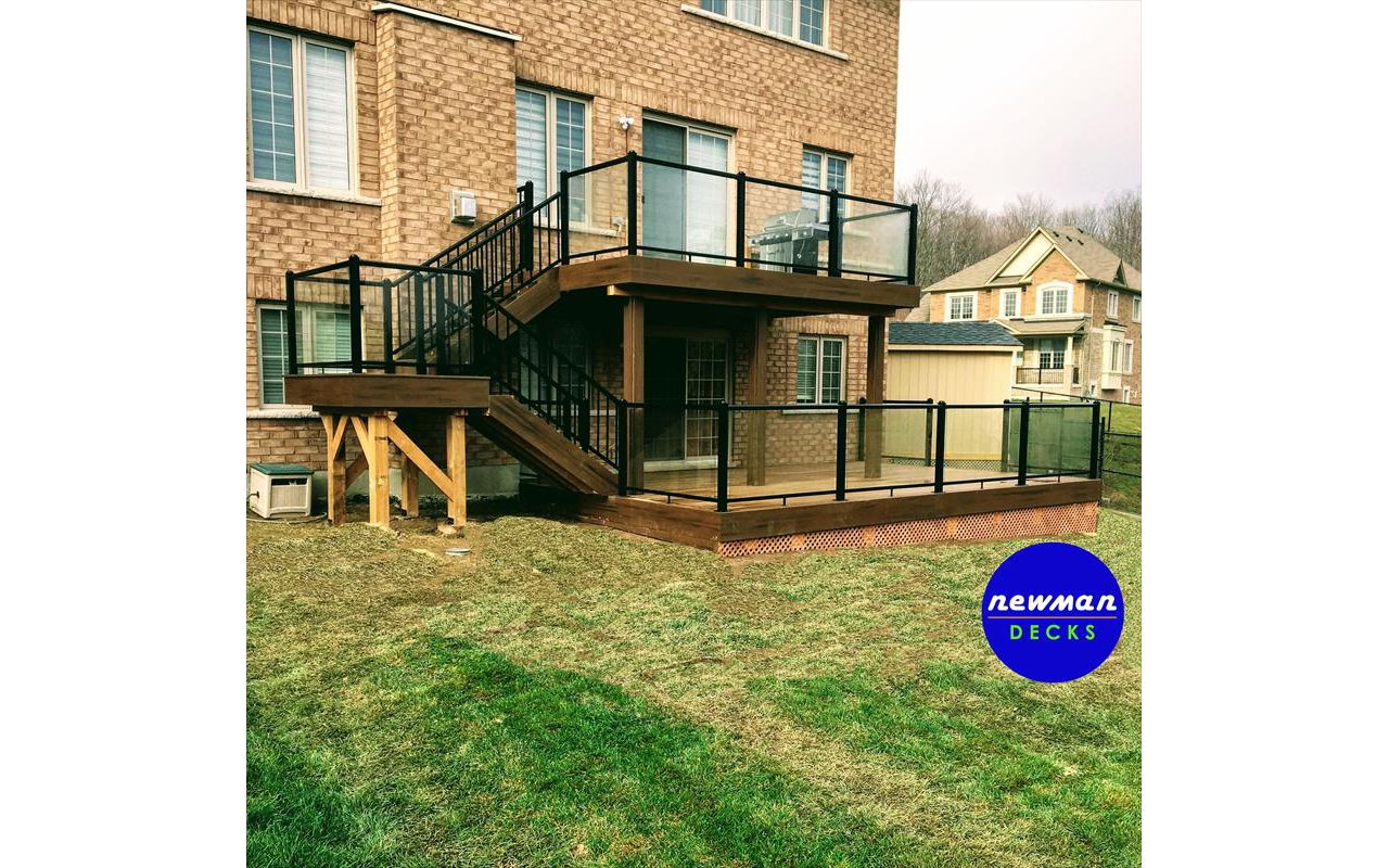 Newman Decks Trex composite with Aluminum Glass Railings