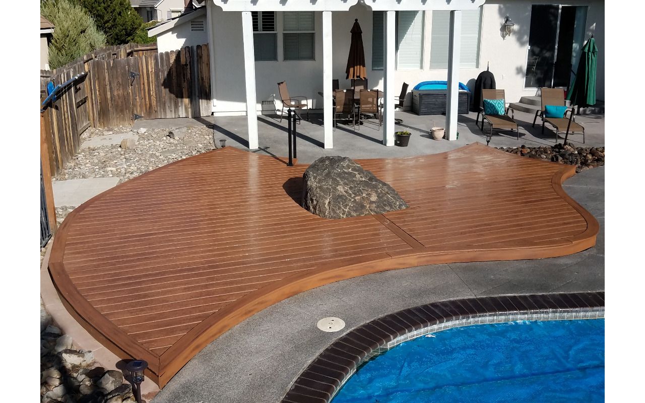 Asymetrical Trex pool deck in Reno, Nev.