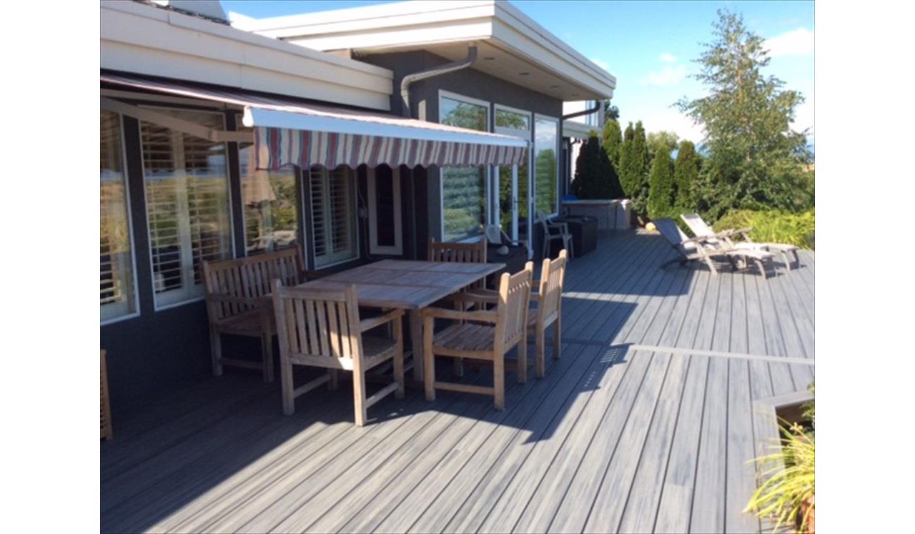 Grey Trex patio