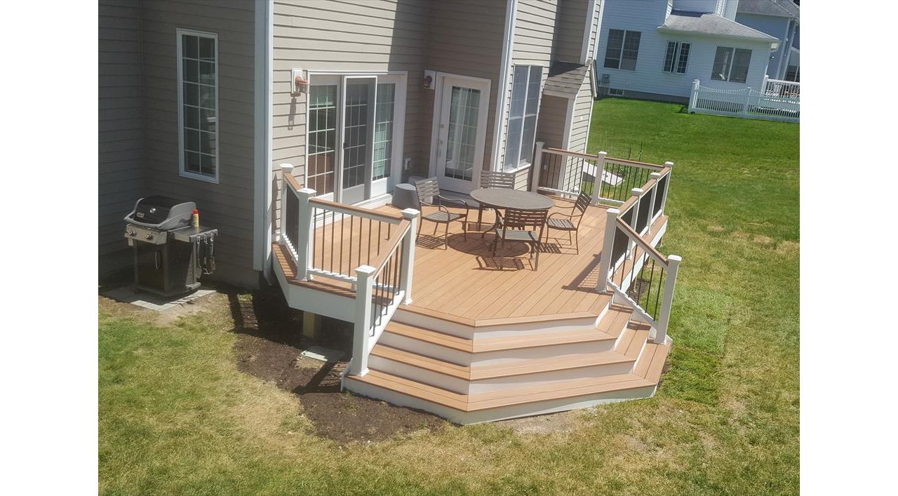 Tiki Torch Decking and Cocktail Rail Top with Bronze Round Balusters