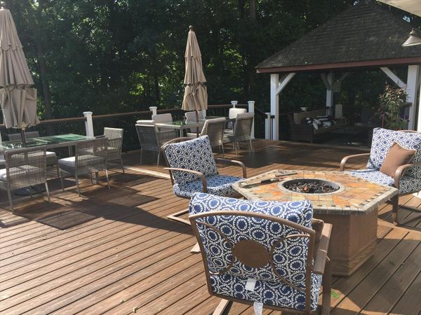 Spiced Rum with Cocktail Style Railings