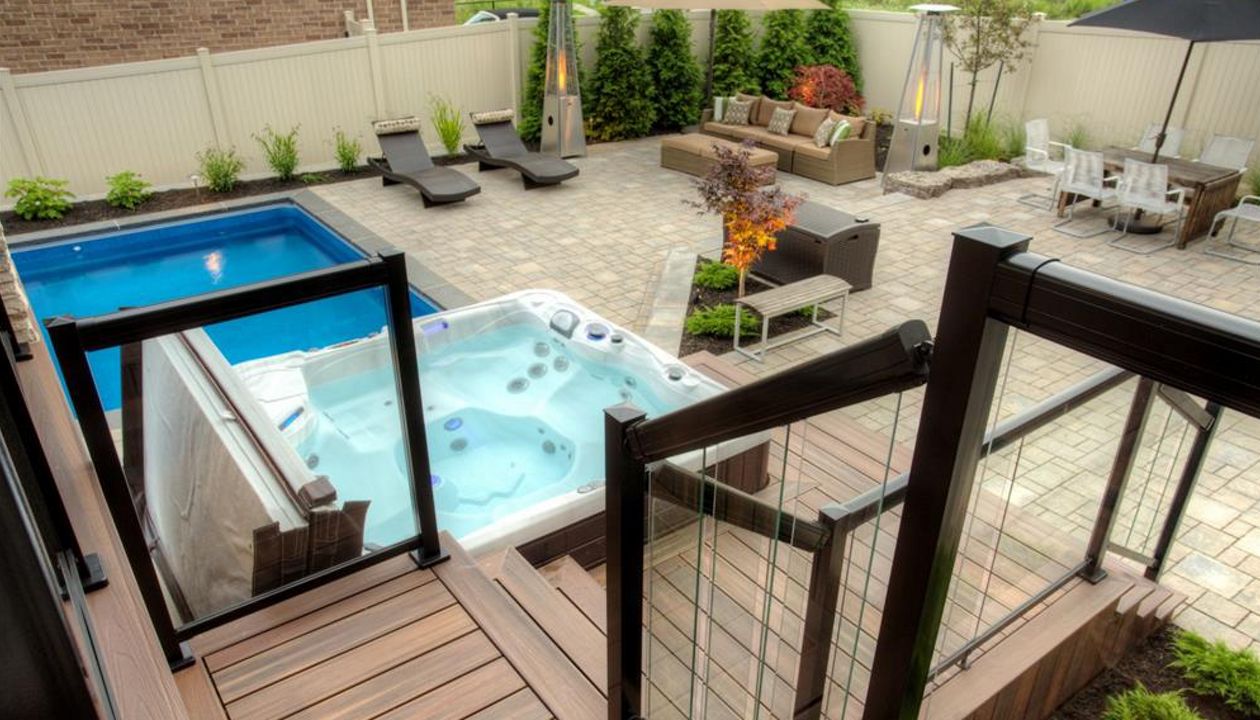 Trex Composite Deck Builder - Burlington, Oakville, Ontario
