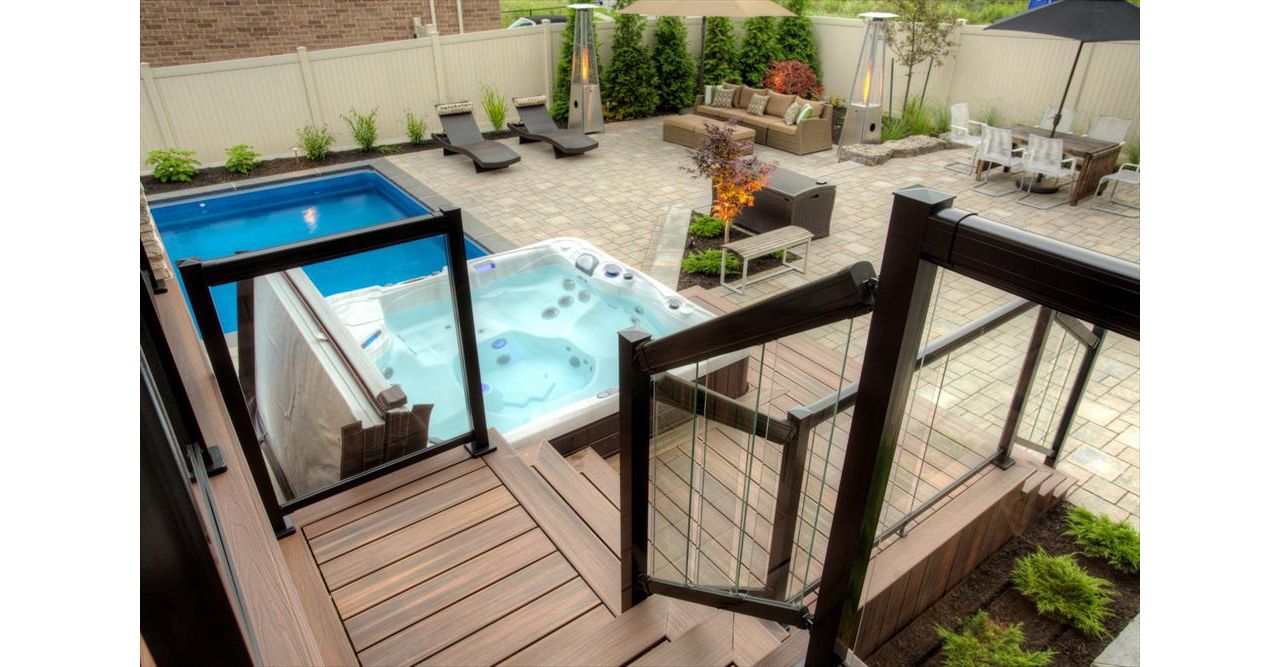 Trex Composite Deck Builder - Burlington, Oakville, Ontario