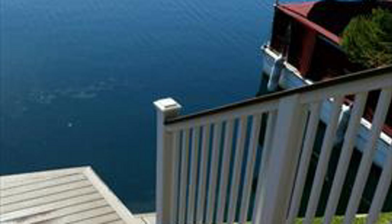 Trex custom composite deck