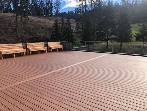 Dundee, OR Spiced Rum Deck
