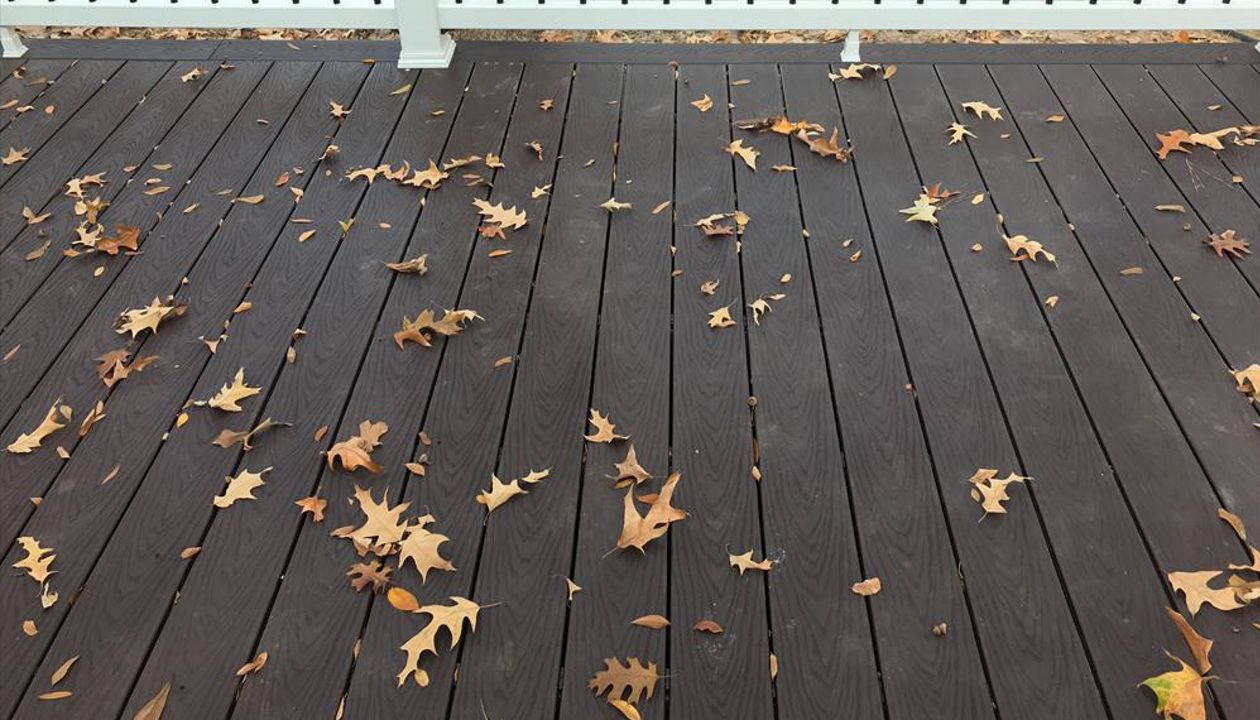 Trex Transcend custom deck and railing, Texas