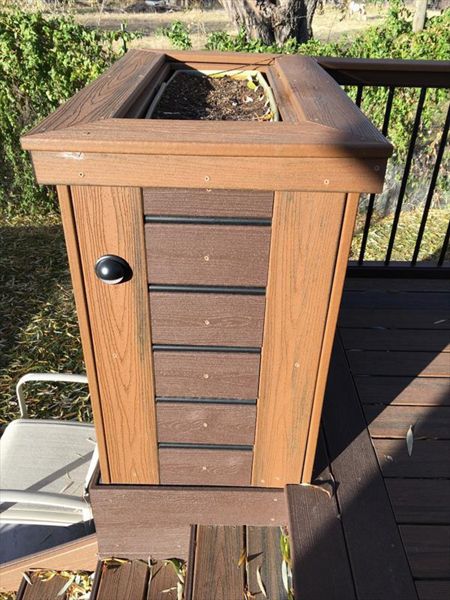 Trex Planter Box