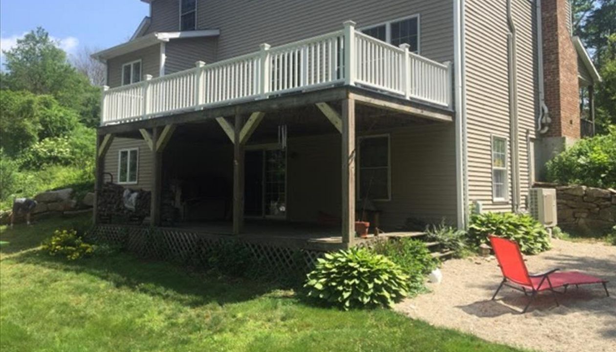 Canterbury, CT Deck