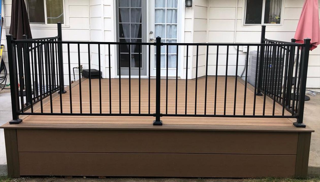 Trex Enhance Beach Dune & Toasted Sand