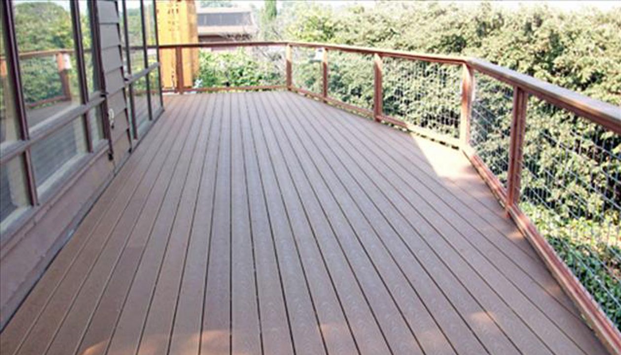 Trex Select Madeira- Sonoma, CA