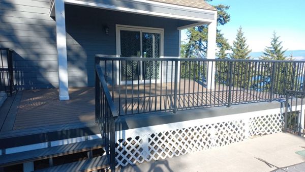 Toasted Sand with Clam Shell border