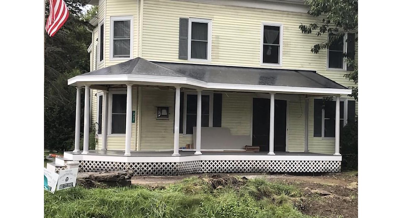 Custom Front Porch with Trex