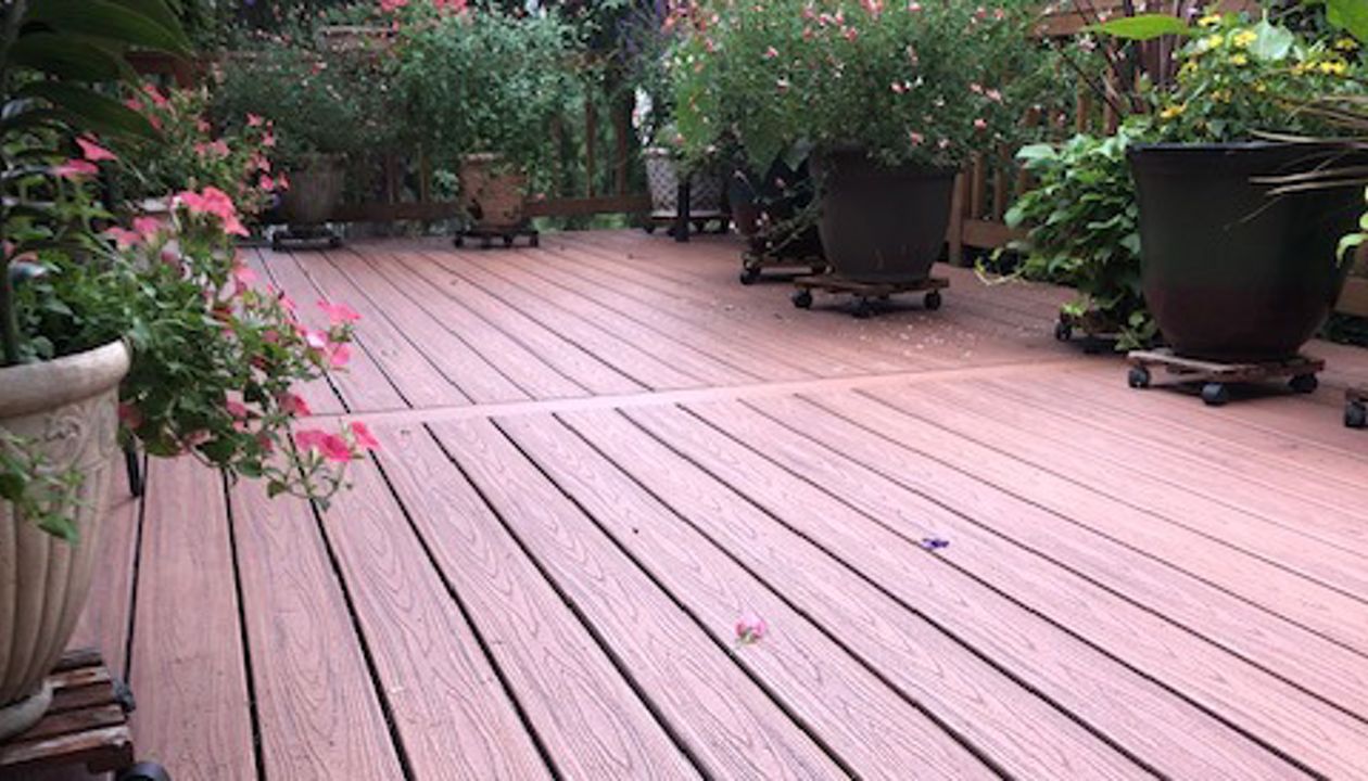 Trex Transcend Tiki Torch W/ breaker board