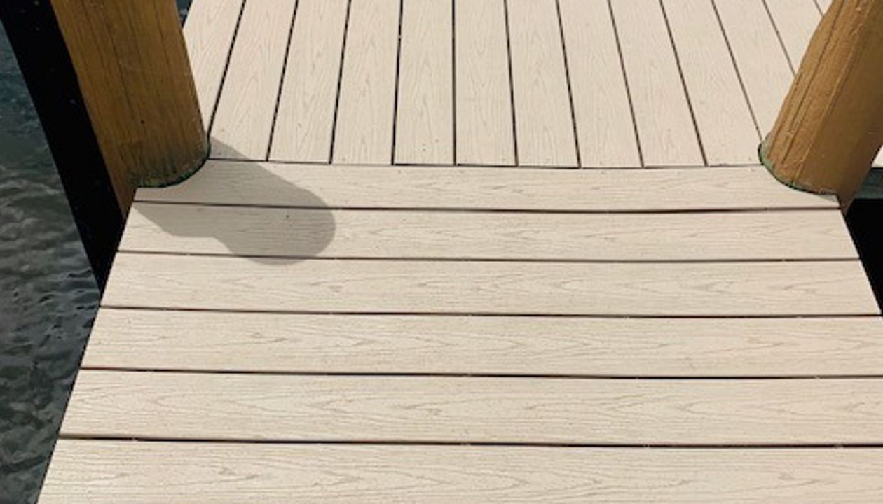 Rope Swing Dock located in Tequesta, FL