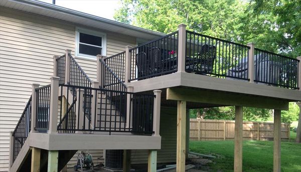 Trex Transcends Rope Swing Decking and Post Sleeves with Charcoal Black Signature Railing in Council Bluffs, IA