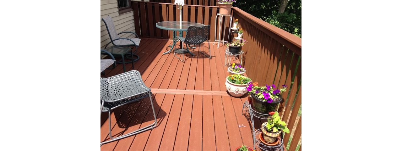 Transcend Fire Pit composite decking