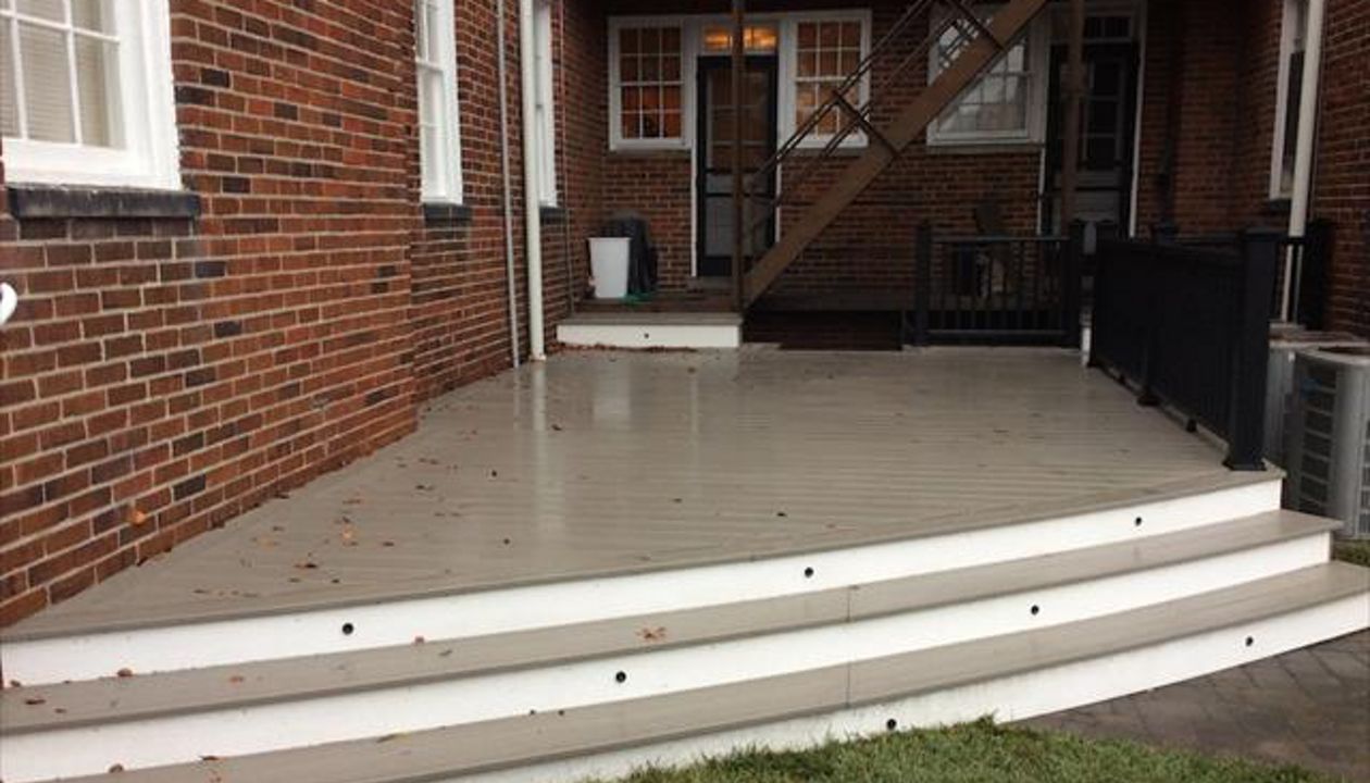 Transcend Gravel Path decking, LED lights, Transcend black