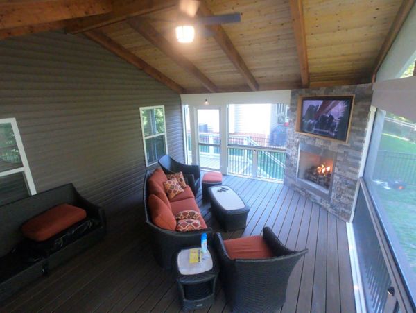 Trex Enhance Coastal Bluff w/ Trex Select Rails