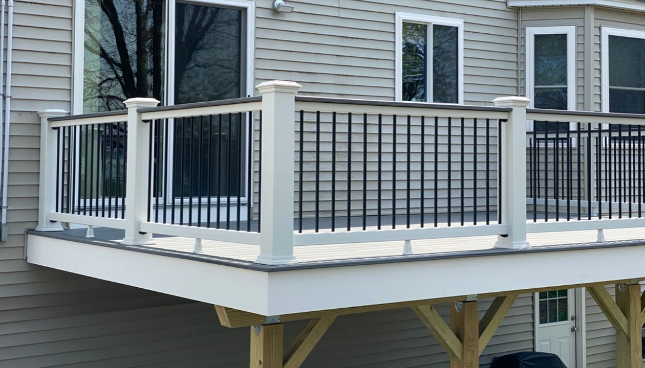 Great Second Story 12x20 Deck Space, Trex Transcend Island Mist Decking with Trex Select Railings and Cocktail Rails, in Peabody, MA