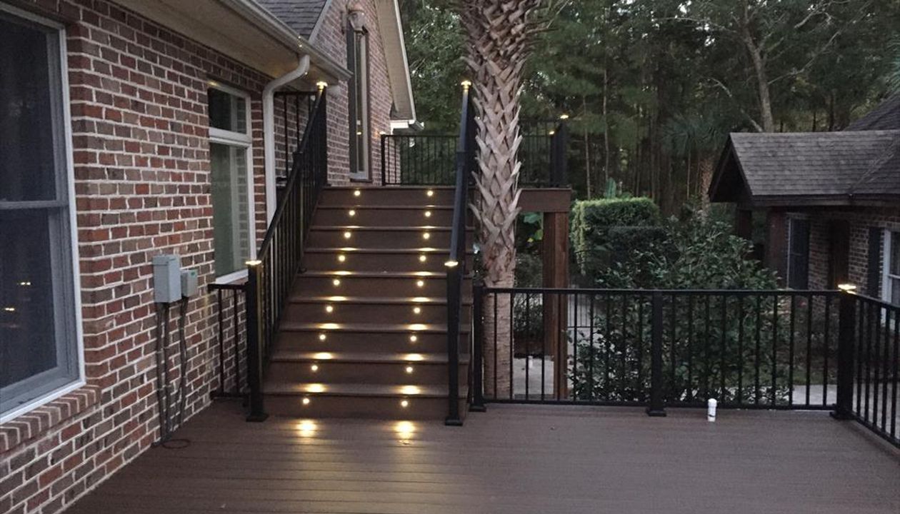 Trex Spiced Rum with Riser light/signature rail with cap lights