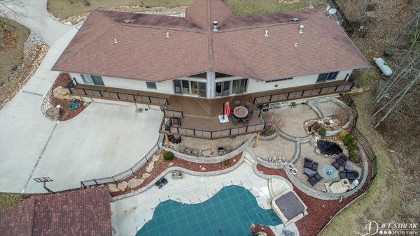 Trex Transcend Spiced Rum Decking