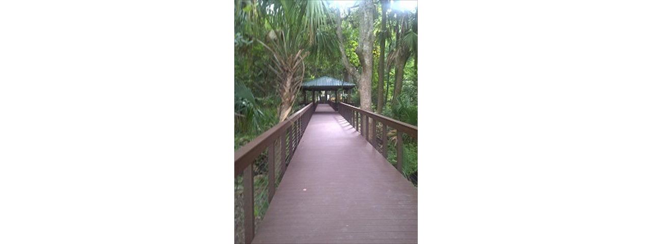 Trex Transcends Nature Walkway