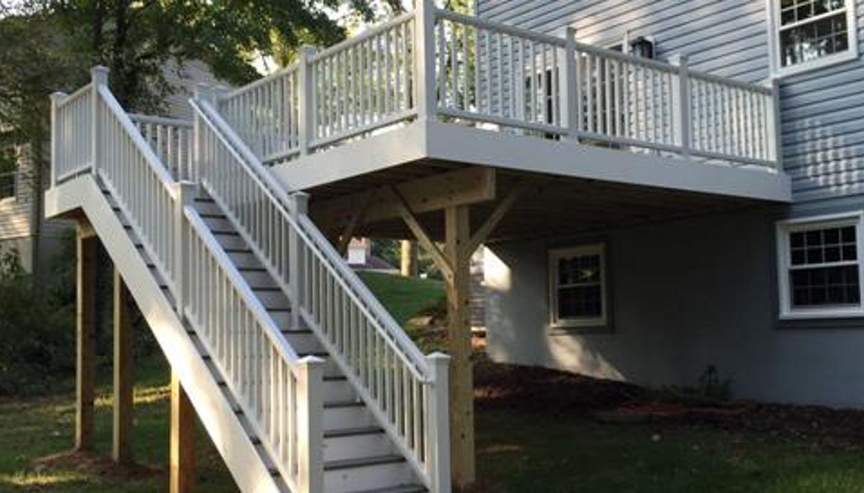 Trex Transcends Island Mist, Transcends Rail