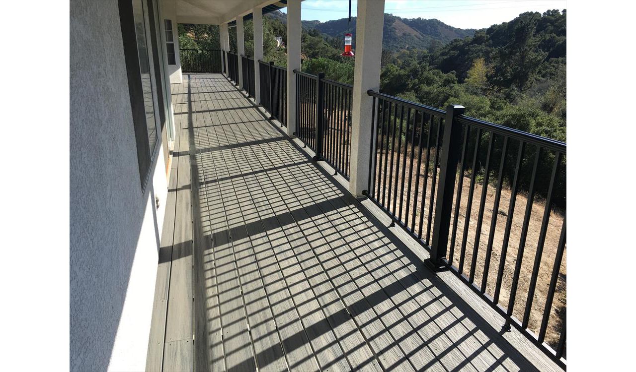 Island Mist Transcend Trex Deck in Grover Beach