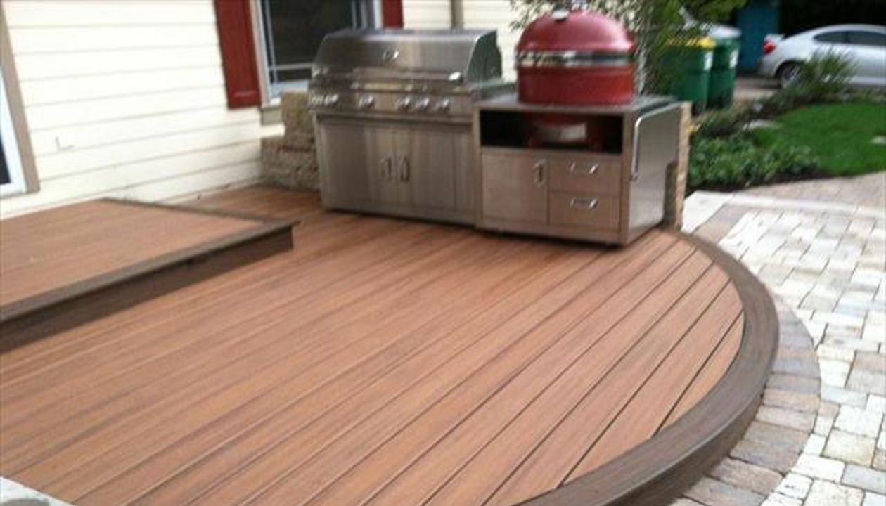 Trex Transcend Decking with Radius Edge