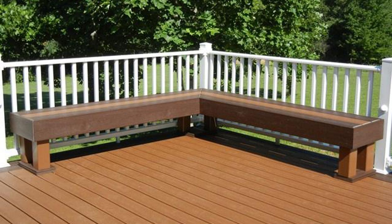 Transcends Decking--with buith in bench