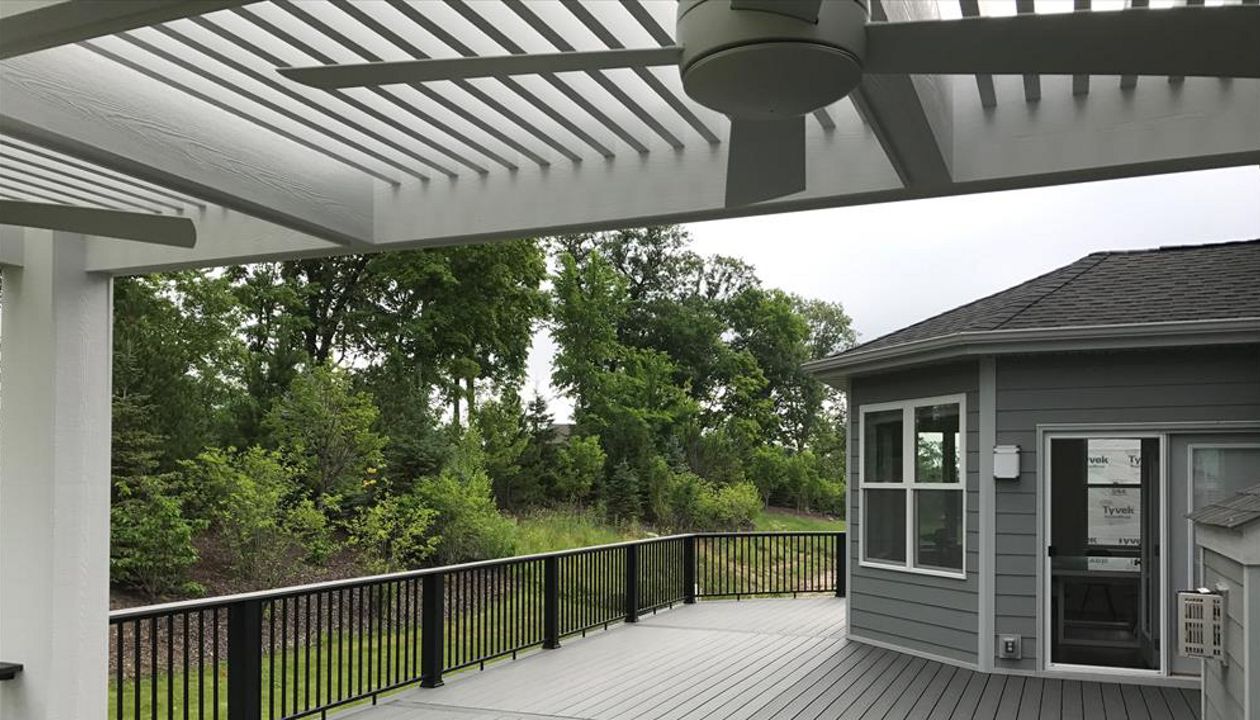 Trex decking in Clam Shell - Medina