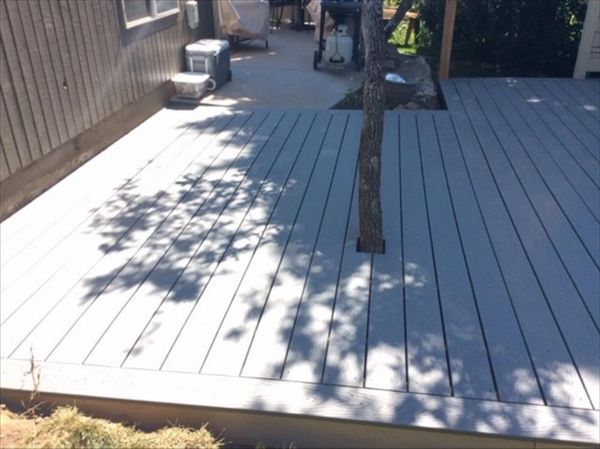 Trex Pebble Grey Deck
