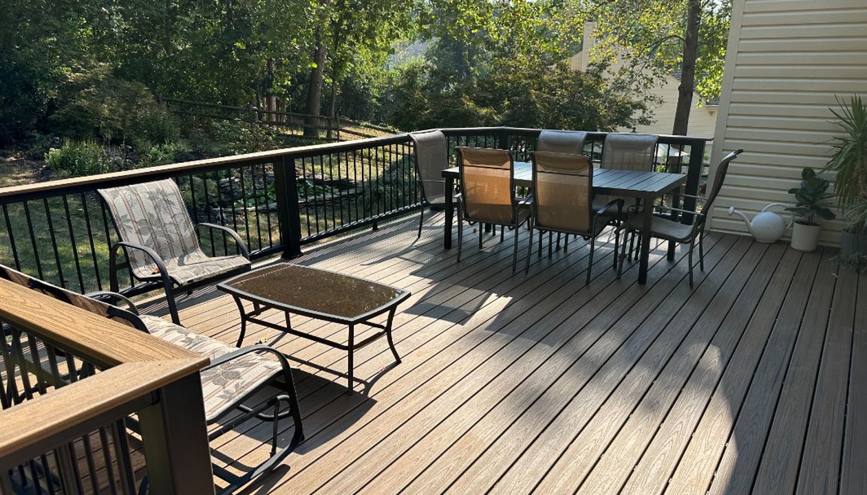 Trex Transcend Havana Gold Decking with Trex Universal Hideaway Fasteners